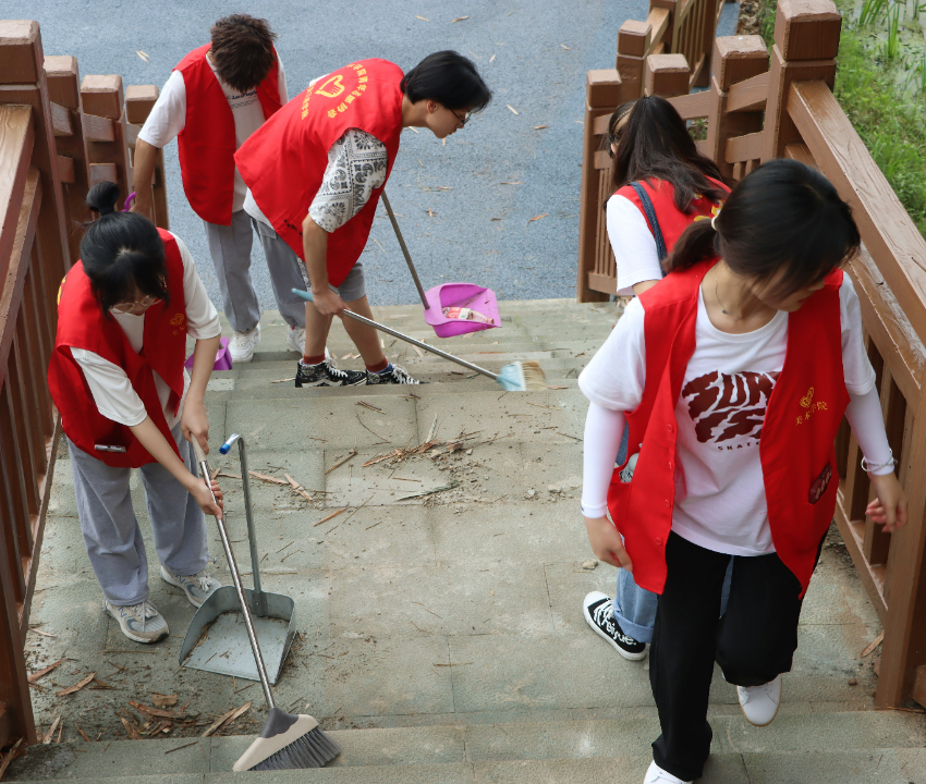 KY开元集团官网美院送美到乡村